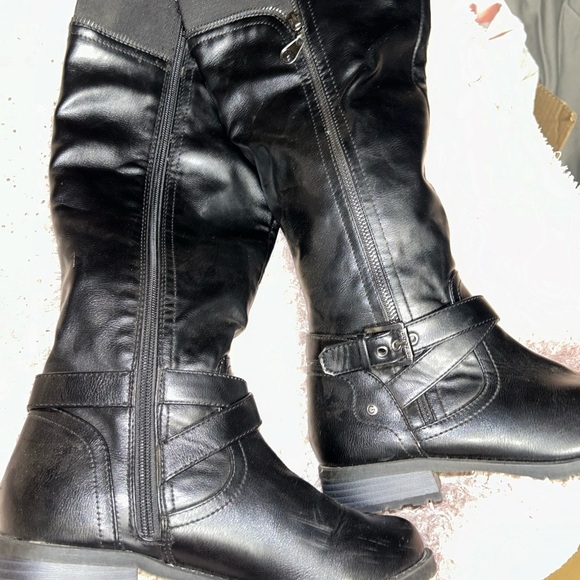 G by Guess boots size 7.5 - Picture 2 of 5